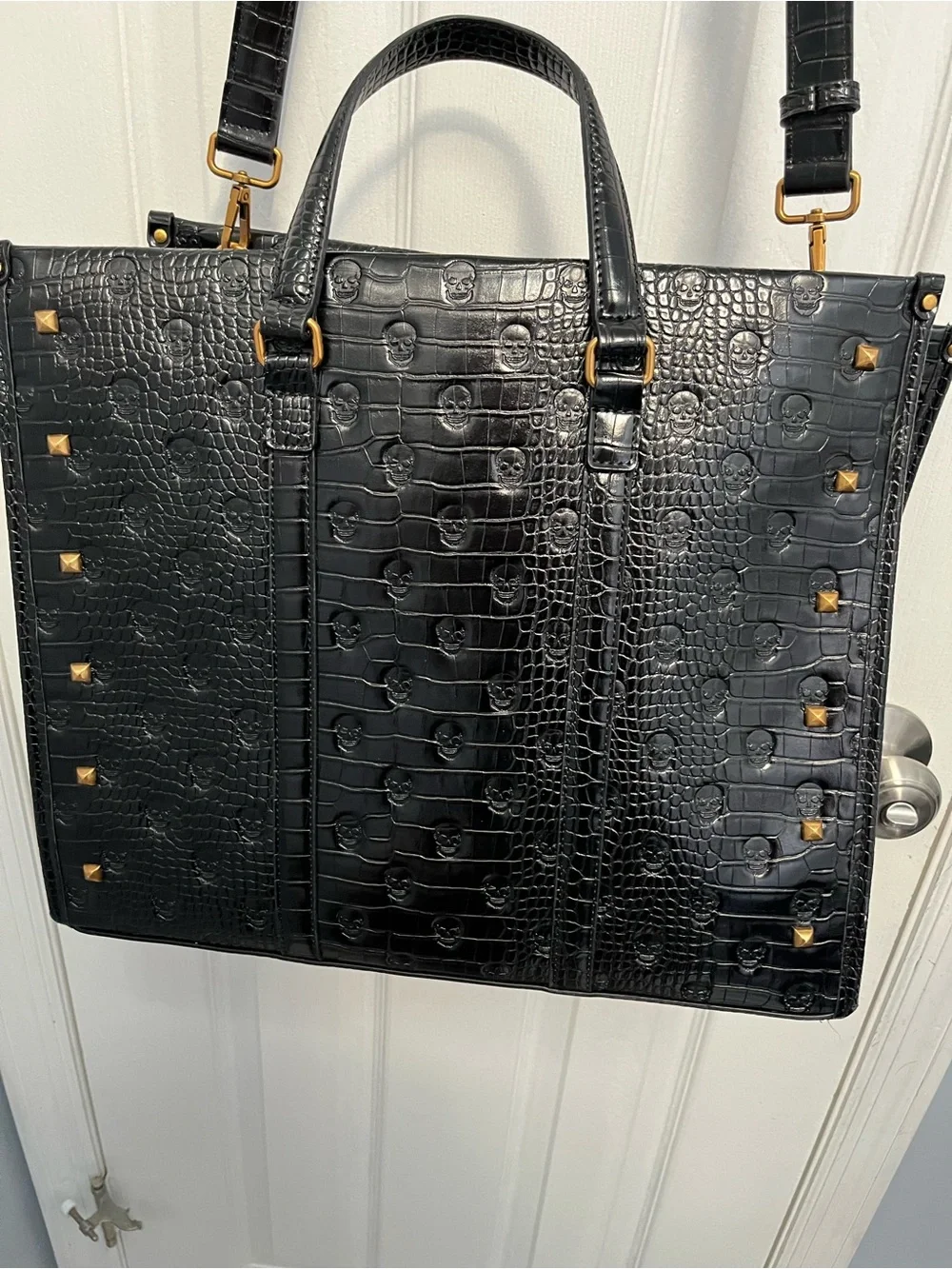 Betsey Johnson Black Skull Studded Shoulder Crossbody Gold Hardware Charm Goth